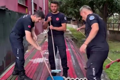 Bursa'da  yangın savaşçılarının ekipman temizliği de takdir topladı