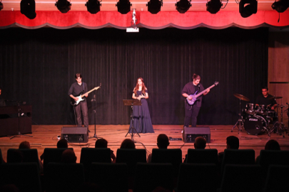 Osmangazi’de Genco Erkal için duygu dolu gece