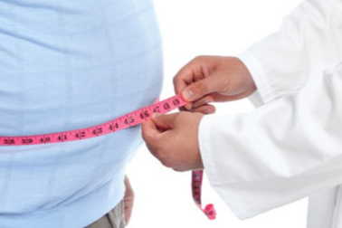 Obezite ameliyatı, obeziteyle yaşamaktan daha güvenli