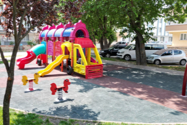 İnegöl Belediyesi’nden 6 milyon TL’lik park revizyonu