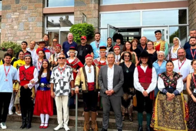 BUÜ halk oyunları topluluğundan 'En İyi Performans Yapan Grup' başarısı