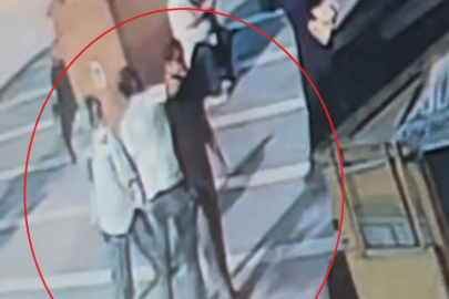 Bursa’da husumetlisine bıçakla saldırdı, tek yumrukla yere serdi