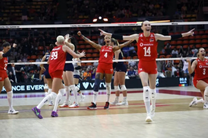 A Milli Kadın Voleybol Takımı final için sahada