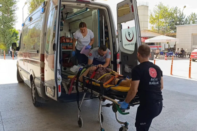 Bursa'da traktörün altında kalan yaşlı kadın ağır yaralandı