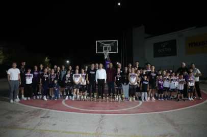 Sokak basketbolunda kupalar sahiplerini buldu