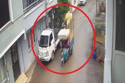 Bursa’da hırsızlık: Terlik detayı şüphelileri ele verdi