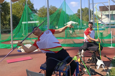 Bursalı sporcular Dünya Şampiyonası'nda Türkiye'yi temsil edecek