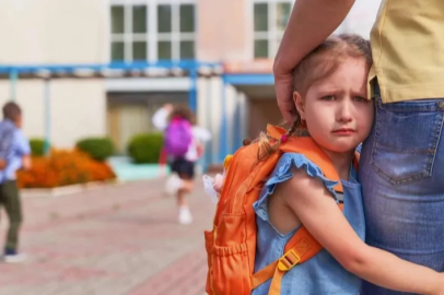 Uzman uyardı: Çocuğunuz okula gitmek istemiyorsa yargılamayın