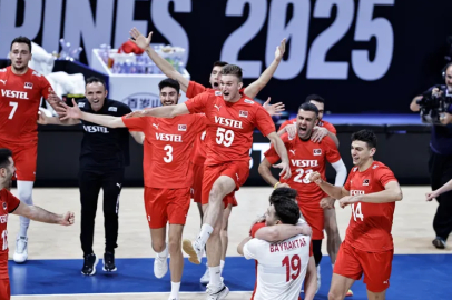 Filenin efeleri tarih yazdı: Türkiye, çeyrek finalde!