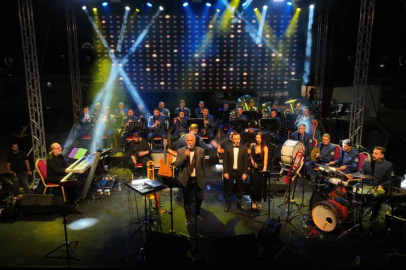 Bursa’da 'Bandolar Festivali' Fatih Erkoç’la başladı