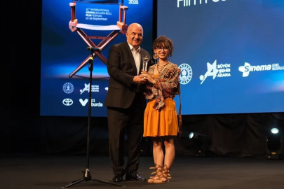 İnegöl Belediyesi Şehir Tiyatrosu öğrencisinden gururlandıran başarı