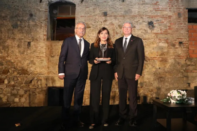 Altan Öymen’e Mudanya’dan anlamlı ödül