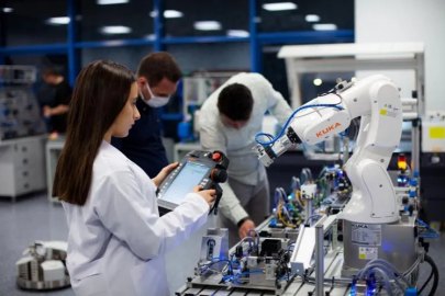 Online programla 70 bin öğrenciye uzay eğitimi