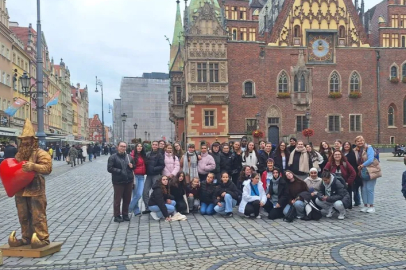 Nilüfer'den kız çocuklarına uluslararası eşitlik deneyimi