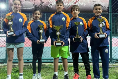 Osmangazi’nin genç raketleri Cumhuriyet Kupası’nda parladı