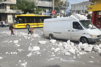 Bursa’da lodos etkili oldu: Çatılardan tuğlalar uçtu