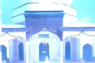 Bursa’da şiddetli yağış sırasında Emirsultan Camii’ne yıldırım isabet etti