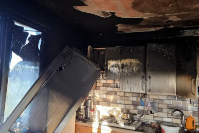 Bursa'da alevlere teslim olan mutfak küle döndü