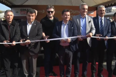 Osmangazi Kitap Fuarı Osmangazi Meydanında açıldı