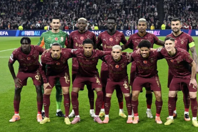Galatasaray, Ajax'ı deplasmanda yenen ilk Türk takımı oldu