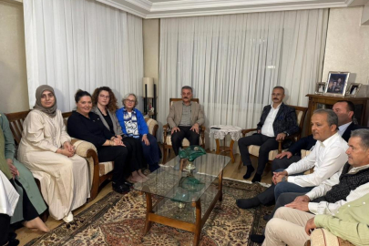 MHP, "Terörsüz Türkiye" hedefiyle kapı kapı vatandaşla buluşuyor