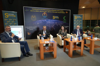 Bağımlılık tehlikesi ve mutlu ailenin sırları Bursalılara anlatıldı