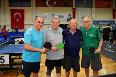 Bursa Veteran Masa Tenisi Turnuvası sona erdi