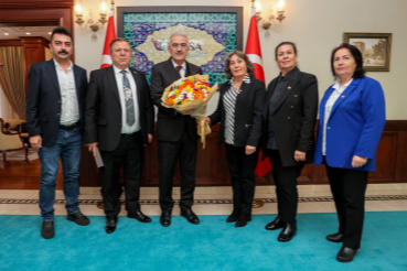 Bursa Valisi Ayyıldız’a TÜED Uludağ şubesinden ziyaret