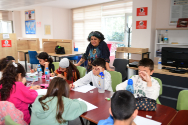 Osmangazi’de çocuklar hayallerini kağıda döküyor