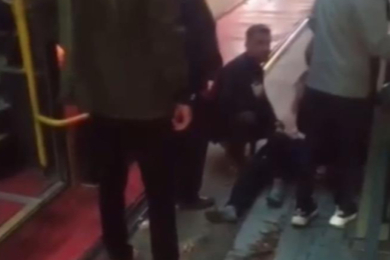 Bursa'da 9 yaşındaki çocuğa minibüs çarptı