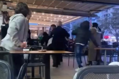 Bursa'da gençlerin meydan muhaberesi kamerada