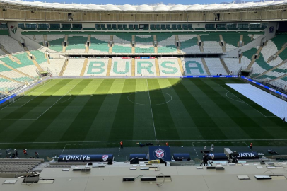A Milli Futbol Takımı, 10. kez Bursa'da