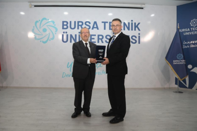 Dr. Ahmet Özkul; "Hayatın içinde olun iz bırakın"