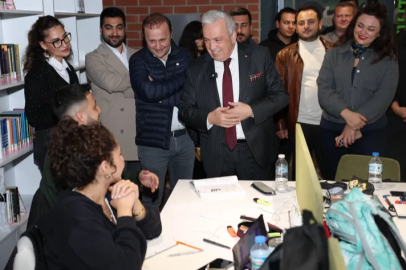 Başkan Özdemir’den üniversitelilere vize morali