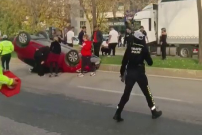 Bursa'da feci kaza: Takla atan otomobilde sürücü sıkıştı