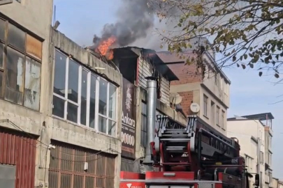 İnegöl'de mobilya imalathanesinde yangın