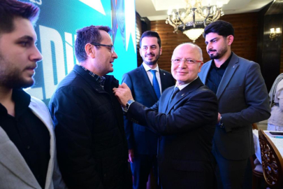 AK Parti Bursa'ya rekor yeni üye katılımı