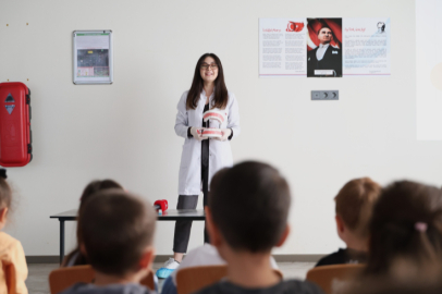 Osmangazi’de minikler sağlıklı gülüşlerin sırrını öğrendi