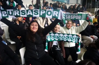 Osmangazili çocuklar Bursaspor coşkusunu tribünde yaşadı