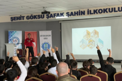 Bursa'da JAK’tan öğrencilere 'Deprem farkındalık eğitimi'