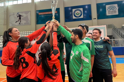 Gözler kapalı 12 dakikalık maçın kazananı empati oldu