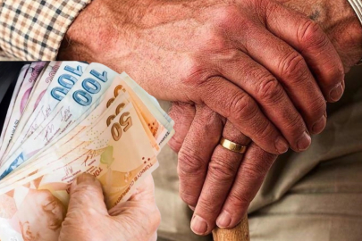 Yaşlı ve engelli aylıkları hesaplara yatıyor