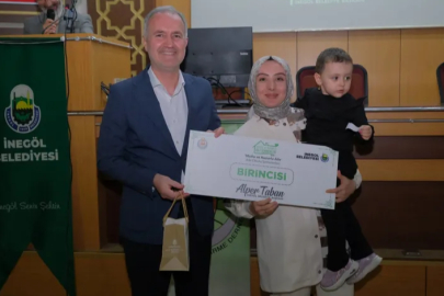 İnegöl Aile Okulu'nda ödüller sahiplerini buldu