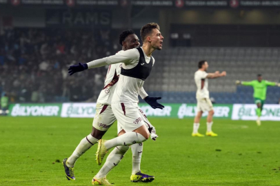 Ernest Muçi Beşiktaş’ı bekliyor