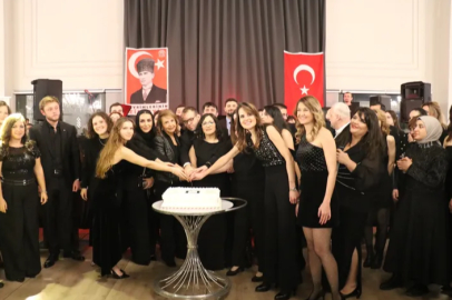 Mimarlar geleneksel baloda buluştu