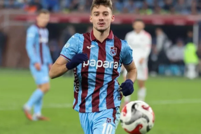 Ernest Muçi seriye devam etti