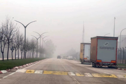 Bursa-Balıkesir yolunda yoğun sis etkili oldu