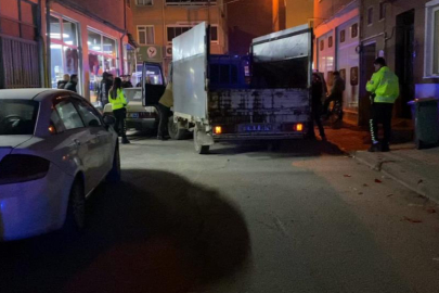 Bursa'da kamyonet ile 3 araca çarptı, 2.49 promil alkollü olduğu tespit edildi