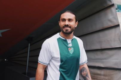 Bursaspor ilk transferini açıkladı Halil Akbunar