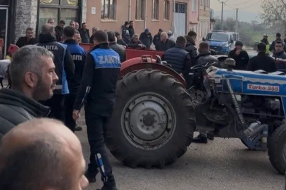 Bursa'da imar krizi büyüyor: Traktörlerle barikat kuruldu